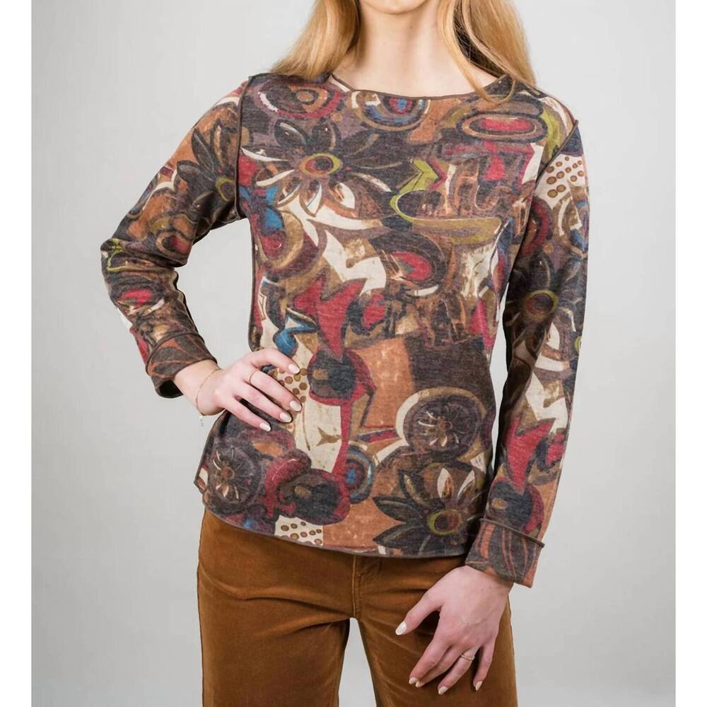 NEW TRISHA TYLER reversible sweater in natural red